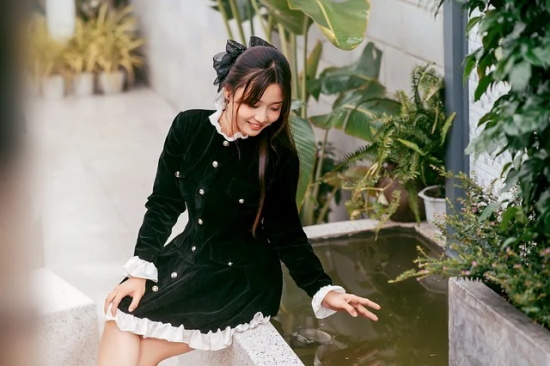 问别人的年龄的英语句子有哪些还要翻译