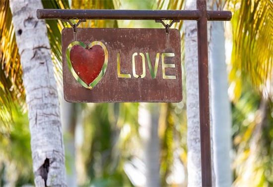 抖音文案涨粉上热门的句子