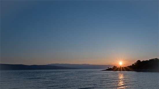 带眸和殇璃的网名